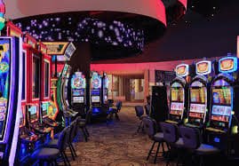Pengguna memasang taruhan olahraga melalui platform slot16